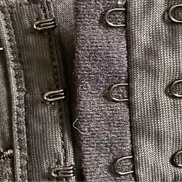 Intimates | New Zebra Pattern Bra - Picture 13 of 15